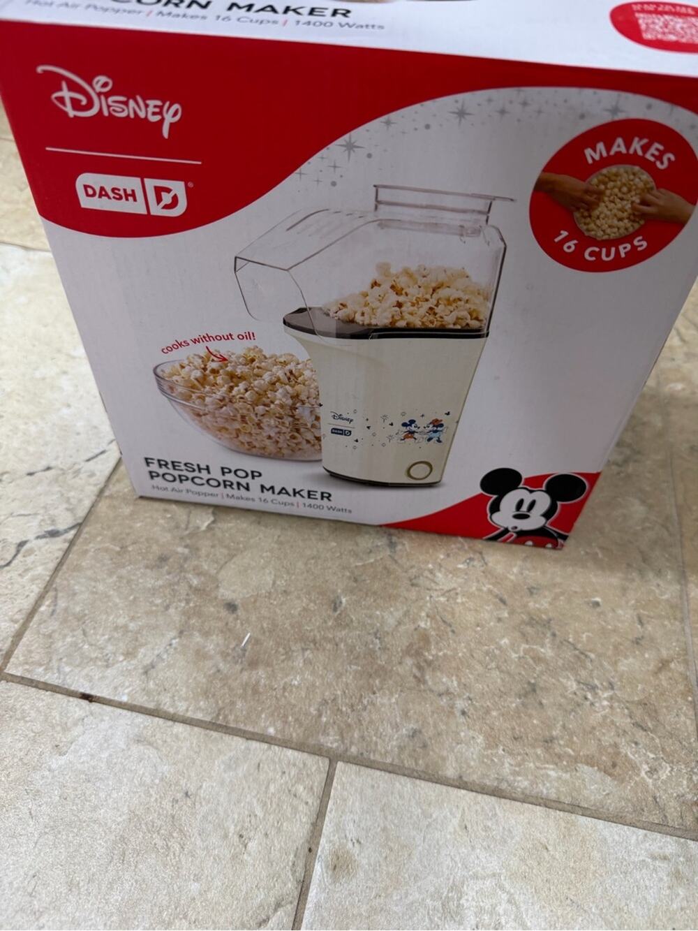 Disney Dash Mickey & Minnie Fresh
Pop Popcorn Maker